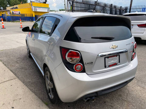 2016 Chevrolet Sonic RS Auto