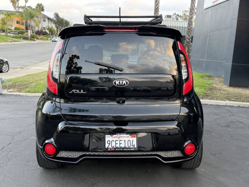 2016 Kia Soul +