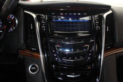 2018 Cadillac Escalade Luxury