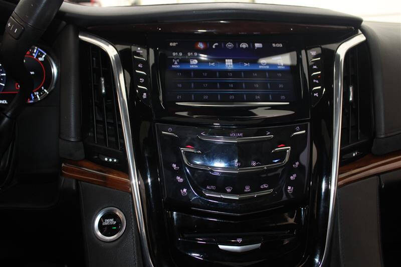 2018 Cadillac Escalade Luxury