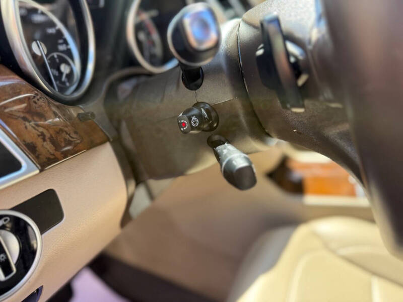 2014 Mercedes-Benz GL-Class GL 550 4MATIC