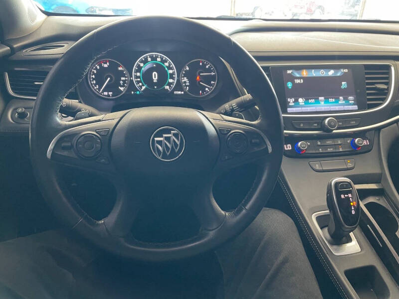 2017 Buick LaCrosse Essence