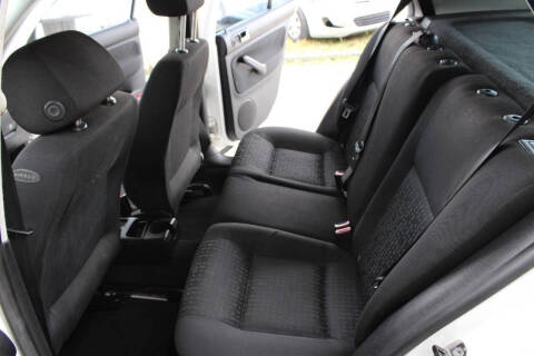 2004 Volkswagen Golf GL