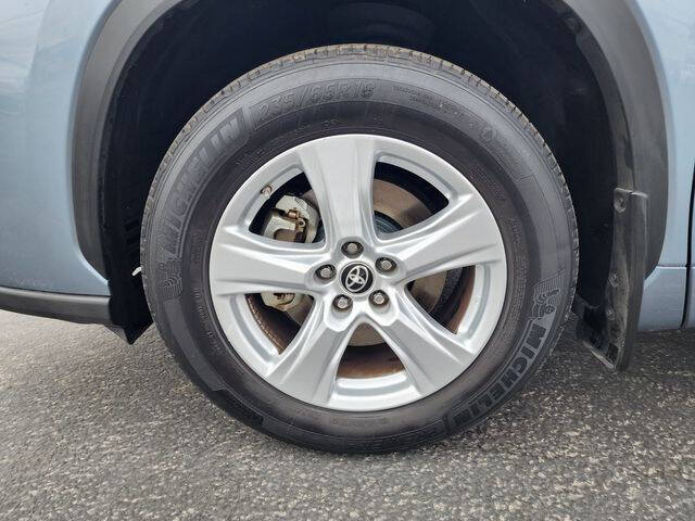 2021 Toyota Highlander LE