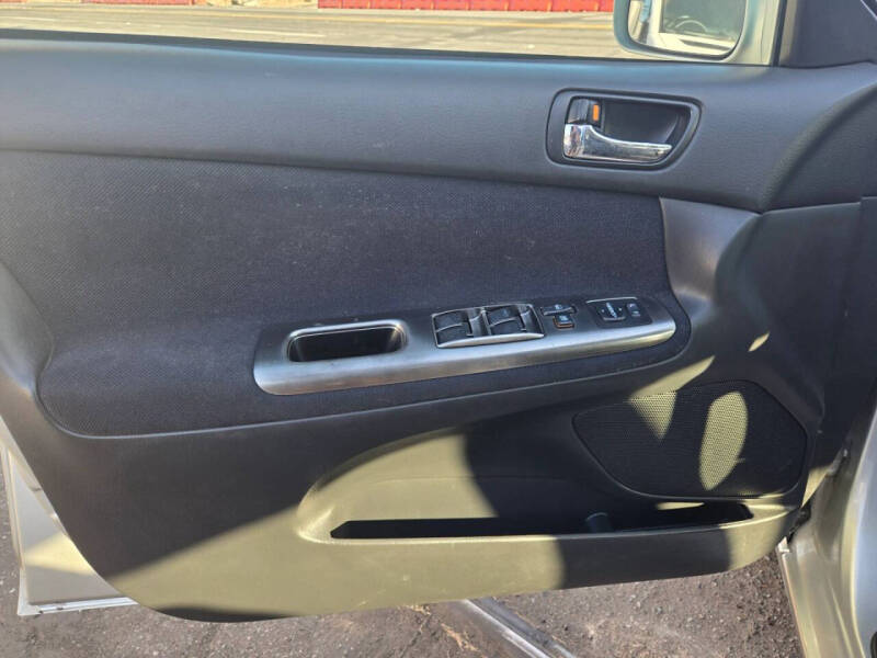 2003 Toyota Camry SE V6