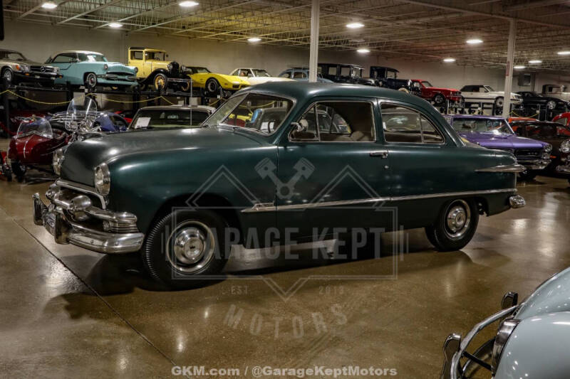 1951 Ford Custom Deluxe