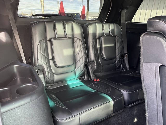 2017 Ford Explorer Platinum