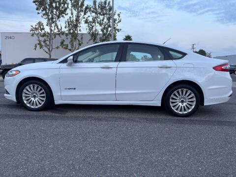 2014 Ford Fusion Hybrid SE