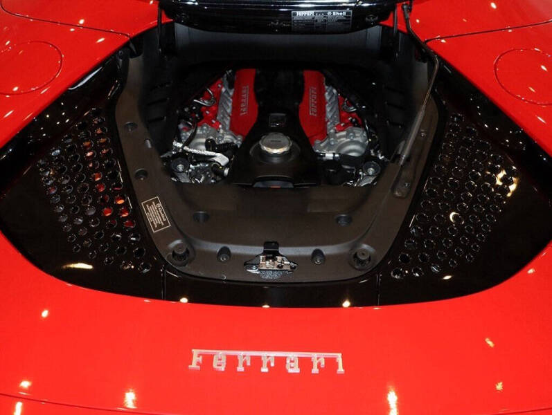 2023 Ferrari SF90 Spider