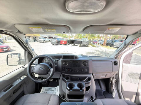 2013 Ford E-Series E-150