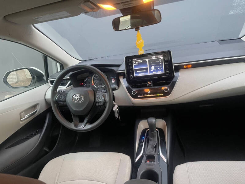 2020 Toyota Corolla LE