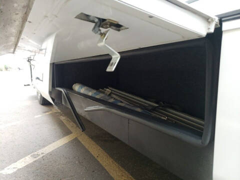 1999 Freightliner XC Chassis