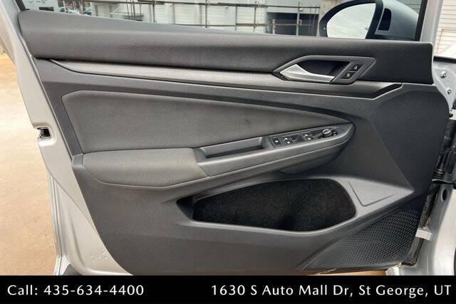 2022 Volkswagen Golf GTI SE