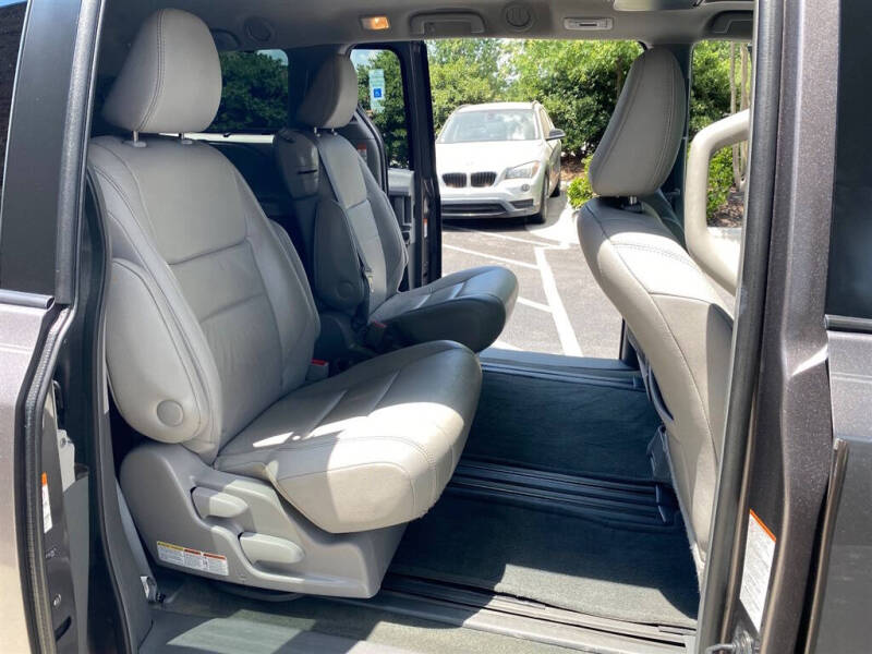 2015 Toyota Sienna