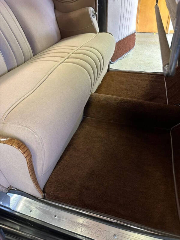 1937 Chrysler Airflow