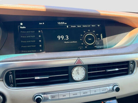 2020 Genesis G90