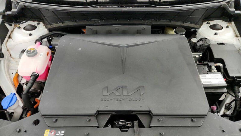 2024 Kia Niro EV Wave