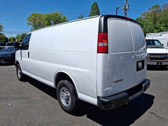2021 Chevrolet Express 2500