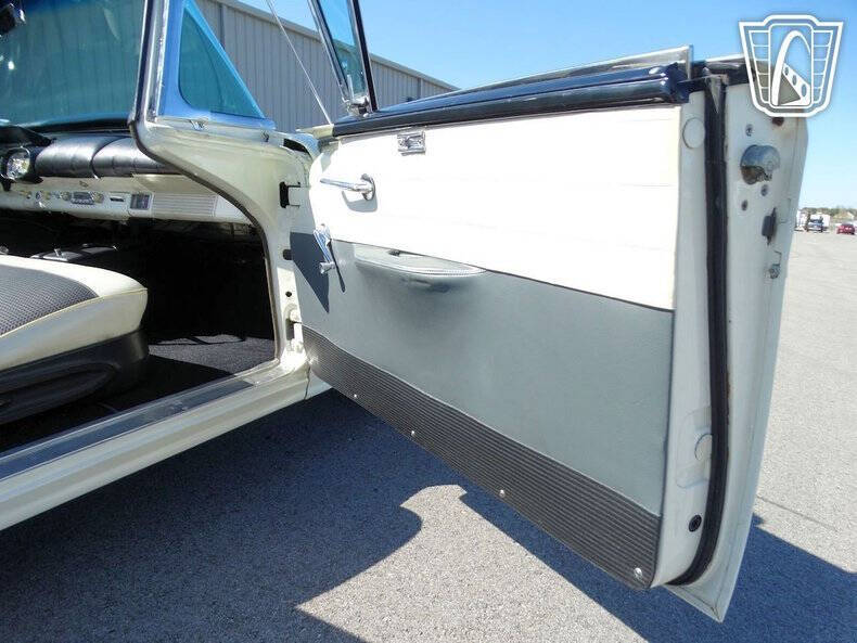 1957 Mercury Monterey