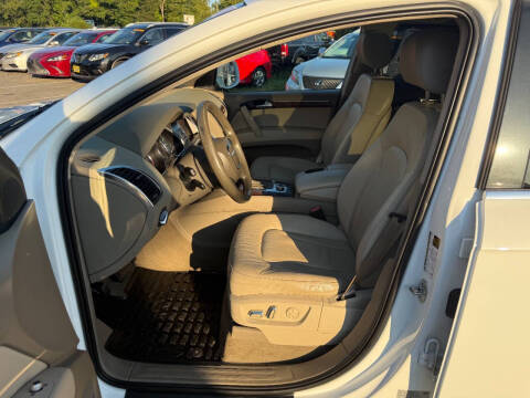 2011 Audi Q7 3.0T quattro Premium Plus