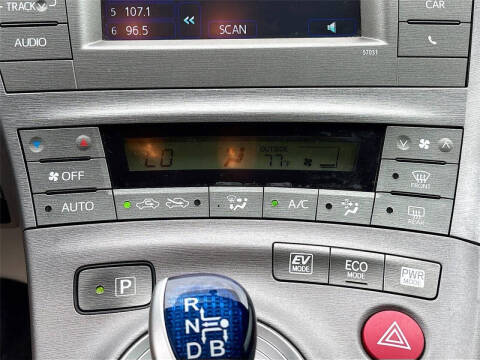 2015 Toyota Prius Two