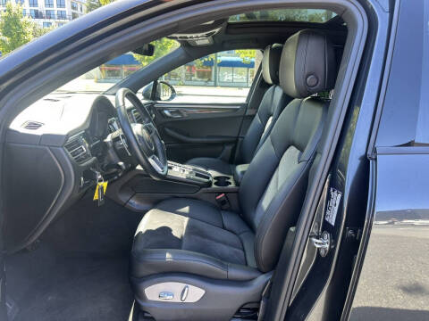 2020 Porsche Macan
