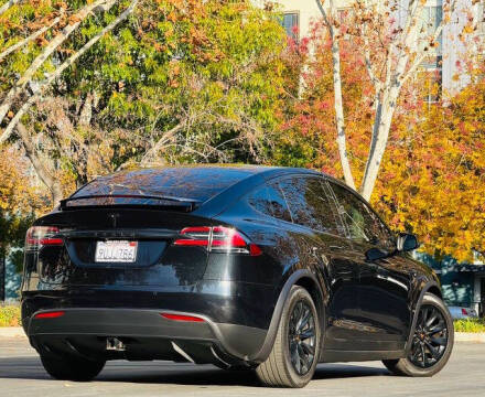2017 Tesla Model X 75D