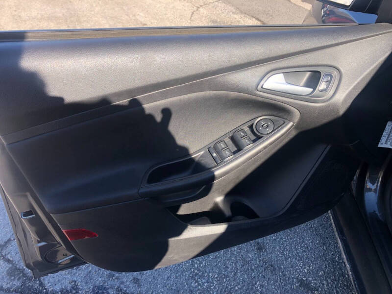 2017 Ford Focus SE