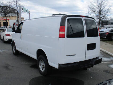 2018 Chevrolet Express 2500