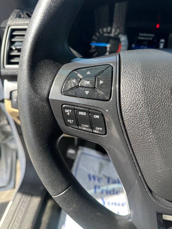2016 Ford Explorer