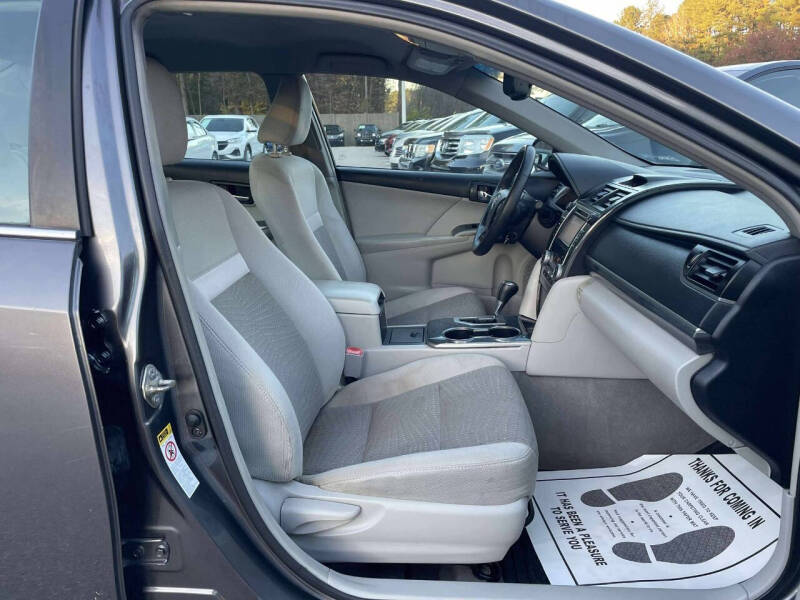 2014 Toyota Camry Hybrid XLE