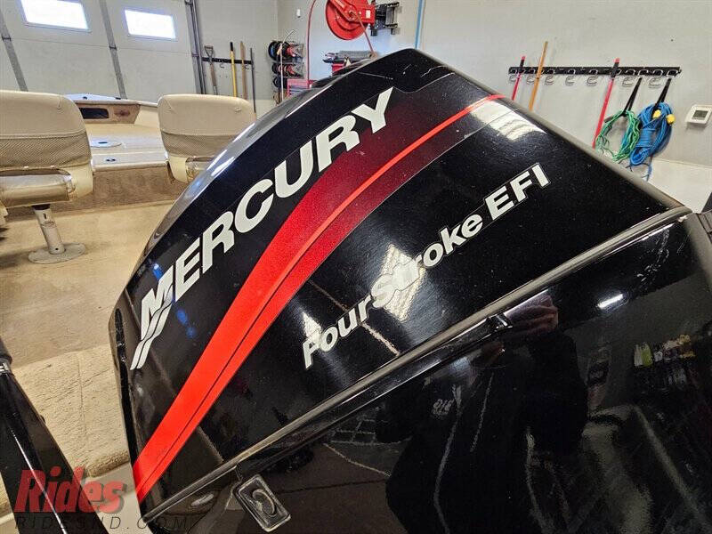 2003 Crestliner 1600