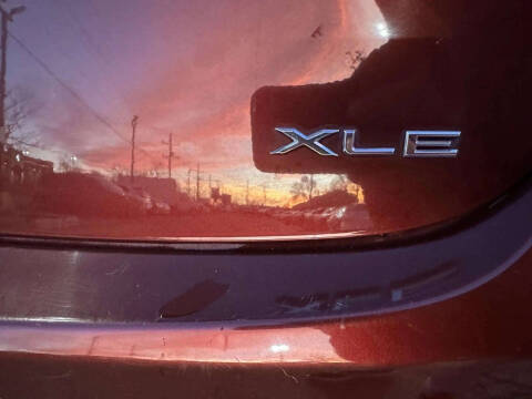 2017 Toyota Avalon XLE