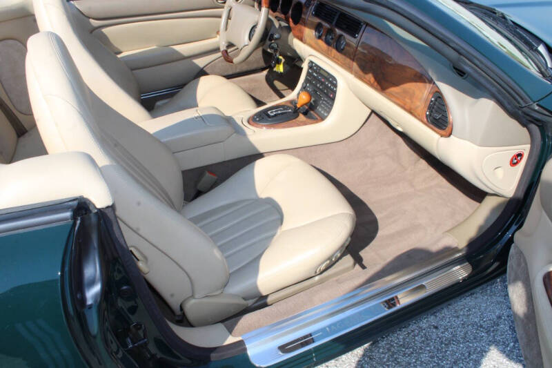 2000 Jaguar XK-Series XK8