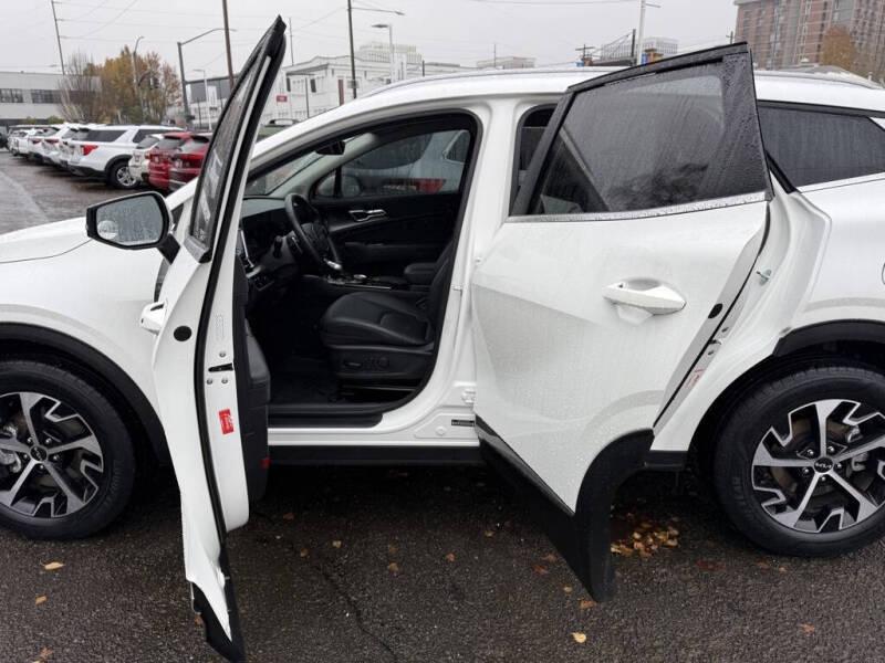 2023 Kia Sportage Hybrid EX