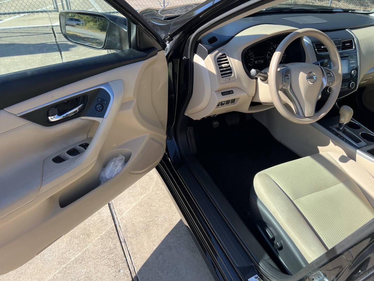 Used Car 2015 Nissan Altima  2.5 S 4dr Sedan For Sale Under $12,000 In Austin, Texas