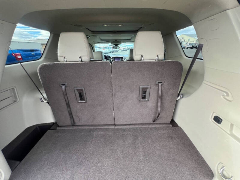 2017 GMC Acadia Denali