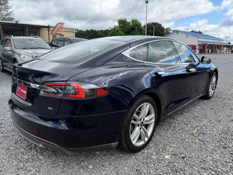 2015 Tesla Model S 85