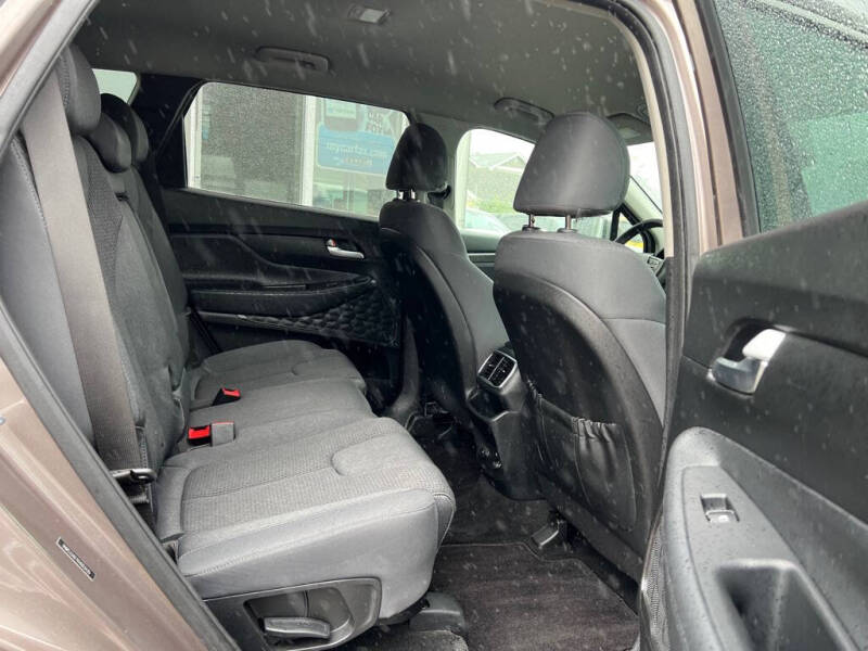 2019 Hyundai Santa Fe SEL 2.4L
