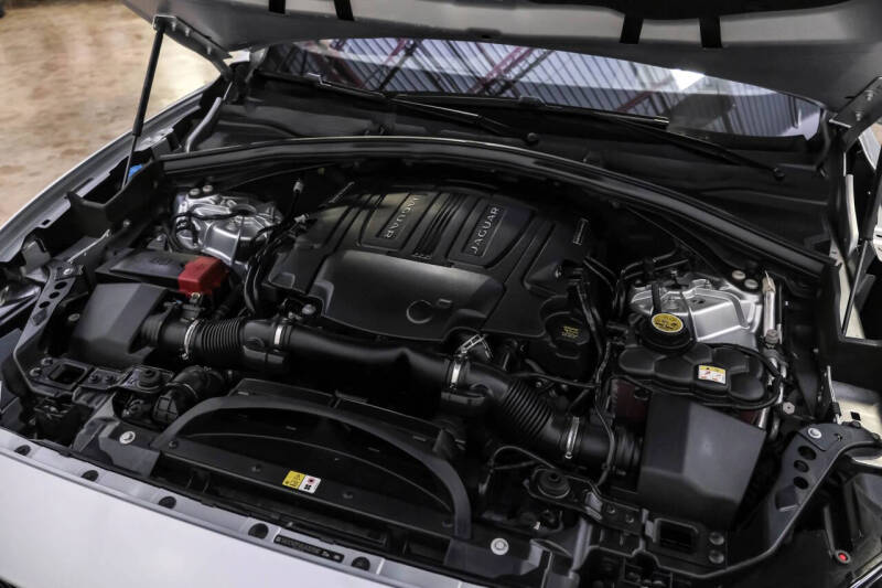 2018 Jaguar F-PACE S