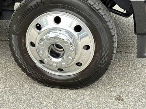 2025 Ford F-450 Super Duty Lariat