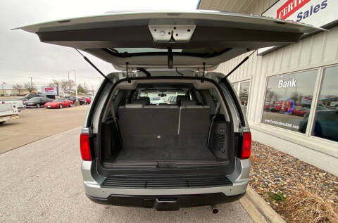 2005 Lincoln Navigator Luxury