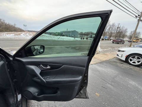 2018 Nissan Rogue SV