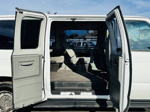 2014 Ford E-Series E-150 XLT