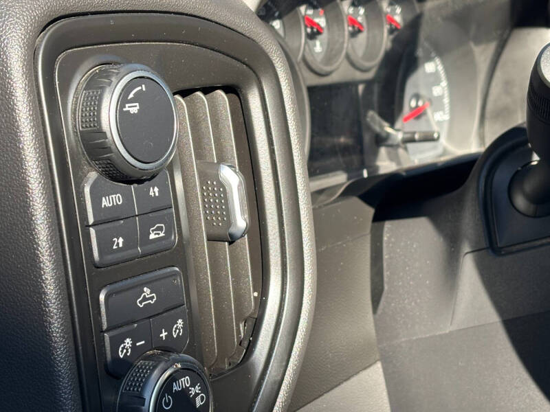 2019 Chevrolet Silverado 1500 Custom