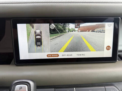 2020 Land Rover Defender 110 SE