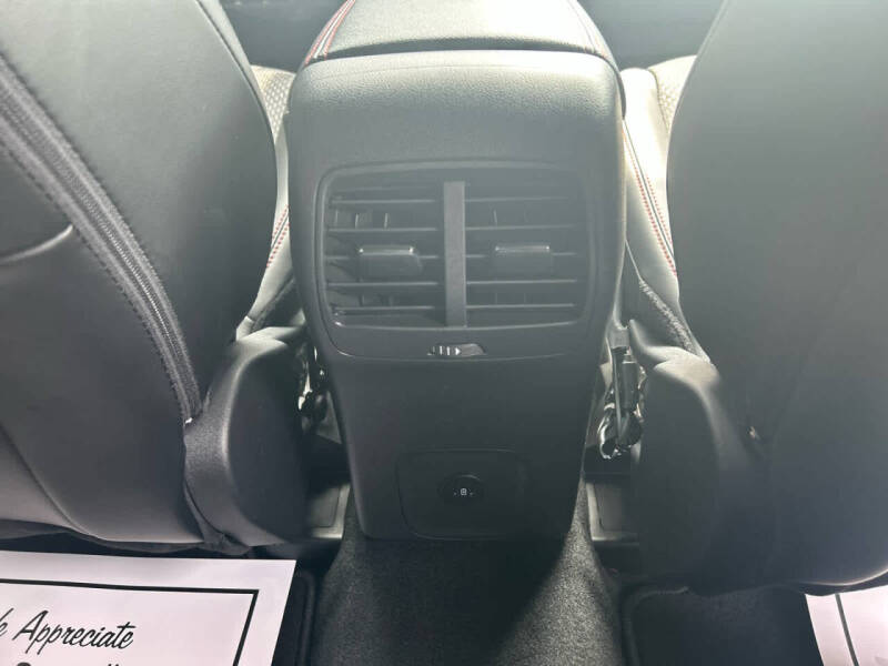 2025 Ford Escape Hybrid ST-Line Select