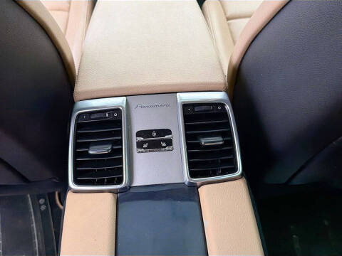 2013 Porsche Panamera