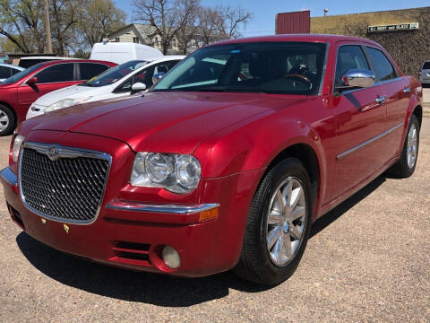 2010 Chrysler 300 for sale at El Tucanazo Auto Sales in Grand Island NE