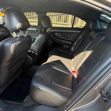 2014 Ford Taurus SEL